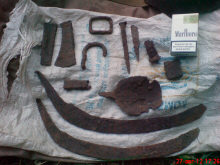 Осколк топоров, гвозди ложка, детали сабельных ножен