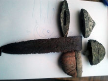 Остаки мечей X века