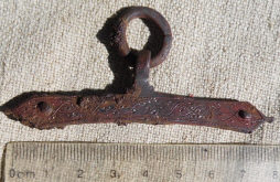 Металлческая деталь тула для стрел