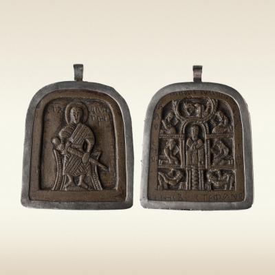 Великомученик Димитрий Солунский. На обороте – святитель Николай и семь отроков праведных, 11-12 век