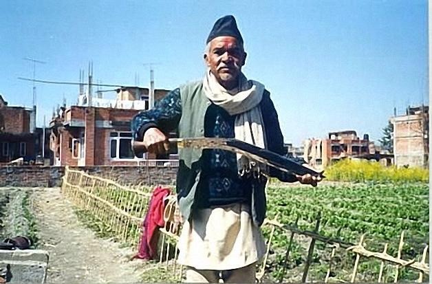 Кузнец ножевик