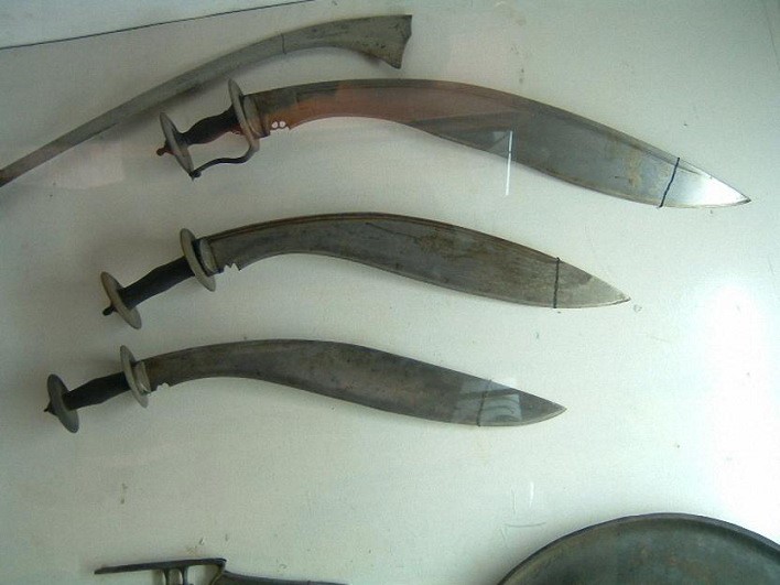 Кукри с рукоятью как у коры