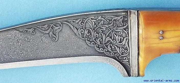 Пешкабз - узоры на клинке