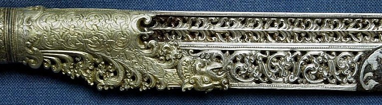 Украшения ножа пиха-каетта