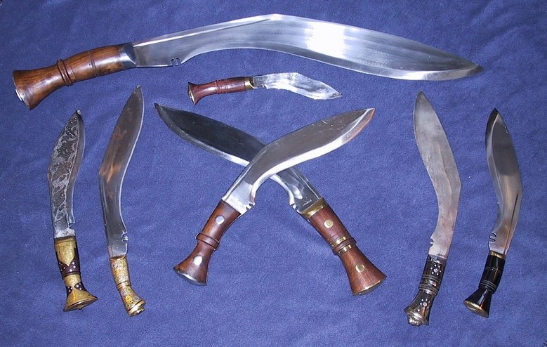 Много кукри