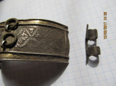 Древнерусский серебряный наруч, украшенный позолотой и чеканкой