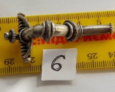 P-образная фибула, III-V век н. э.