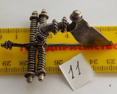 Фибула, аналогичная найденным в моглиле принцессы в Хаслебен (Германия) IV век н.э.