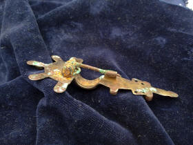 Фибула с хорошо сохранившейся пружиной и иглой