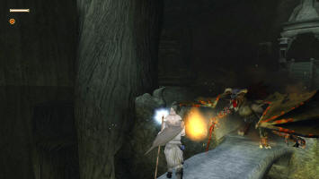 А также пускает в Гэндальфа огненные шары