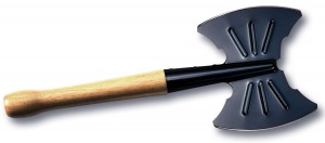 двулезвийный топор