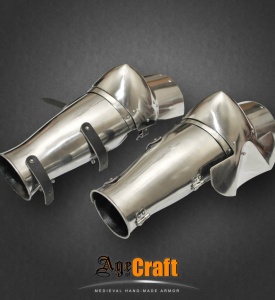 латные руки с налокотниками