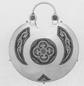 Тыльная сторона колта