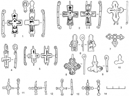 Кресты-тельники металлические: 1, 7, 10 — Лесковое; 2, 5, 8-9, 14 — Горица; 3-4, 12-13 — Автуничи; 6 — Сибереж; 11 — Шумлай
