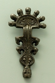 Пальчатая фибула антского типа из Велестинского клада, VI-VII век