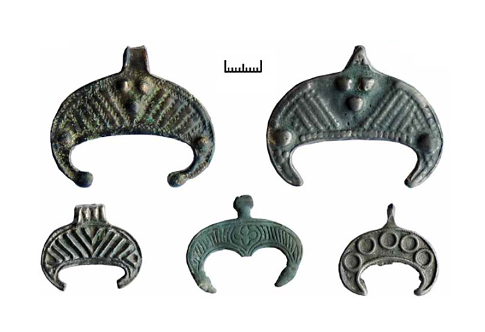 Древнерусские амулеты - Широкорогие лунницы