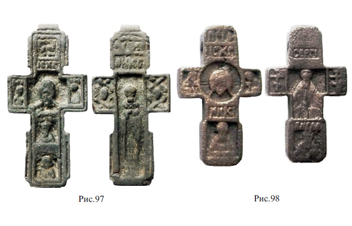 Нательные кресты XVI в. с изображением Спаса Нерукотворного на лицевой стороне и святого Николая Угодника на обороте