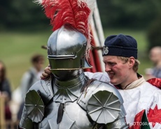 Рыцарский турнир Destrier 2016 в замке Хедингем