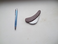 Серповидный ножик